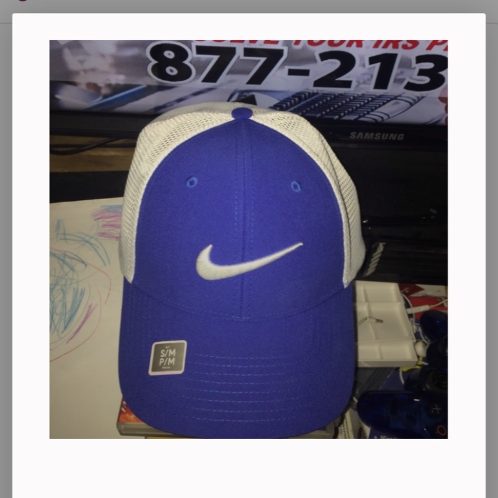 Brand New Nike S/M Mesh Hat
